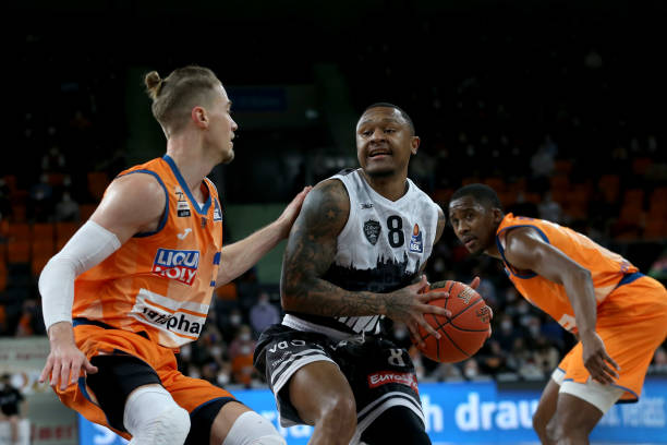 村文化的传 村文化的传